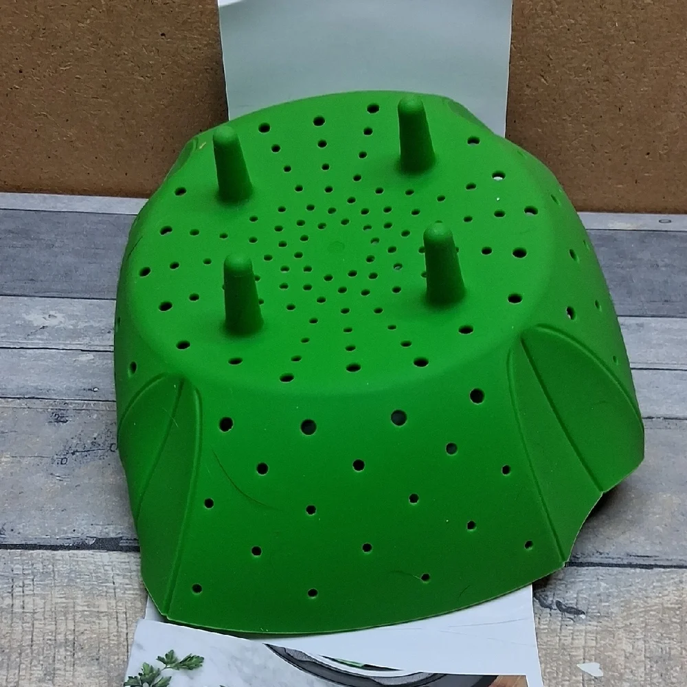 OXO SoftWorks Green Silicone Pressure Cooker Steamer Insert NWT